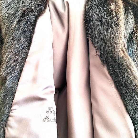 A SIZE 16 BEAVER Full length coat - Picture 5 of 10